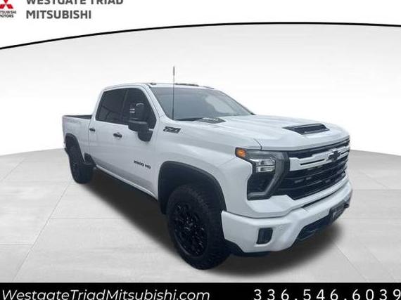 CHEVROLET SILVERADO HD 2024 2GC4YPE7XR1164432 image